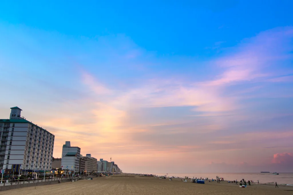 Why i want to Go Holiday Travel at Virginia Beach